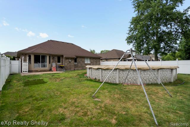 54256 Oconee Dr, Macomb, MI 48042 - photo 37