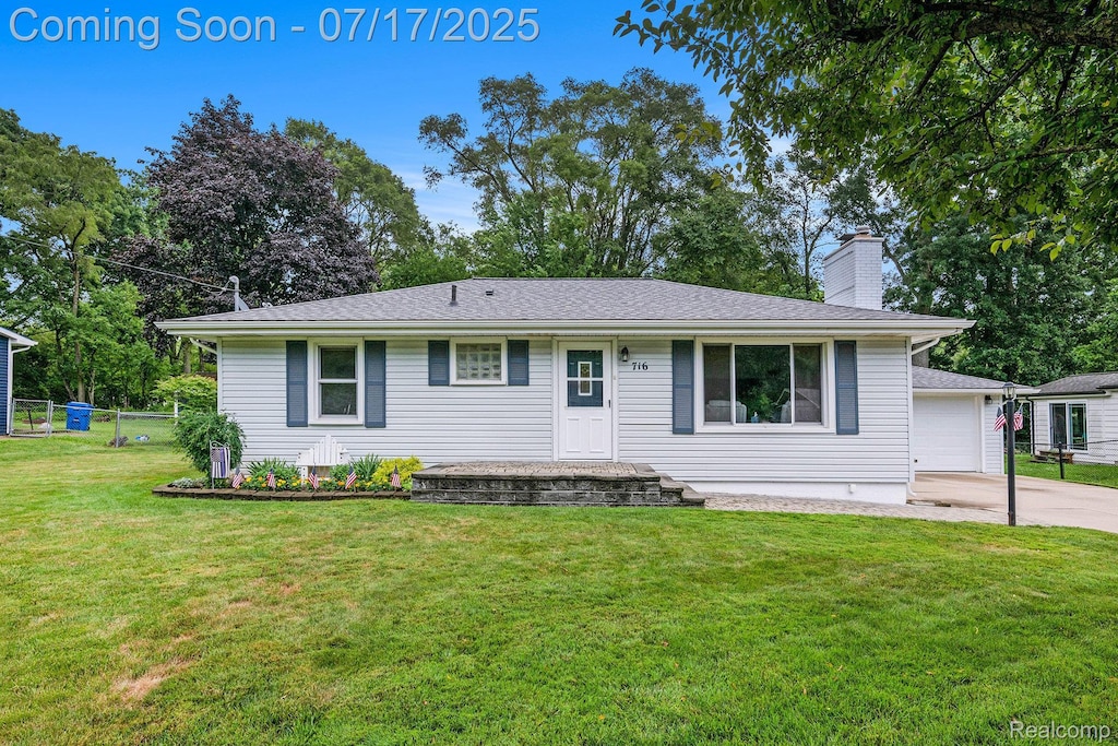 716 Gertrude Rd, Waterford, MI 48328 - photo 1