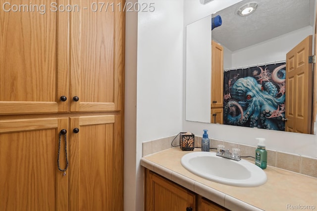 3410 Eastdale Dr, Flint, MI 48506 - bathroom with vanity