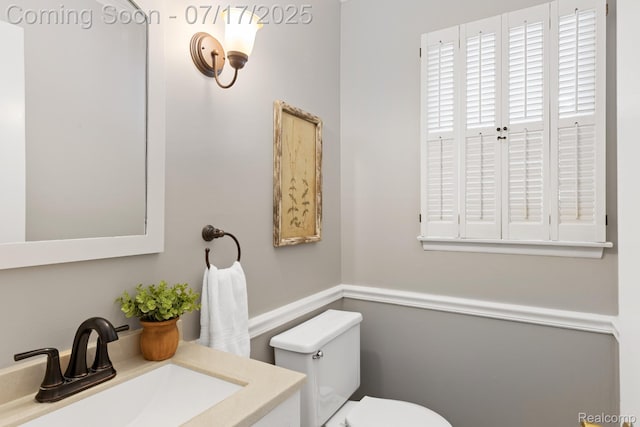 455 Leicester St, Plymouth, MI 48170 - bathroom with toilet and vanity