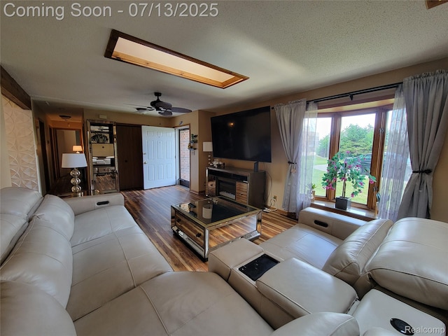 14373 Racho Blvd, Taylor, MI 48180 - living area with wood finished floors and ceiling fan