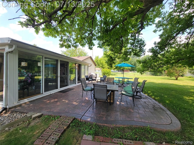 14373 Racho Blvd, Taylor, MI 48180 - view of patio / terrace featuring outdoor dining area