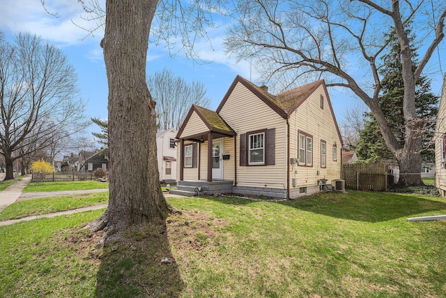 2820 Lowell St, Kalamazoo, MI 49001 - view of front of house with a chimney