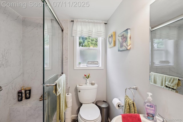 1338 W King St, Owosso, MI 48867 - full bath featuring an enclosed shower and toilet