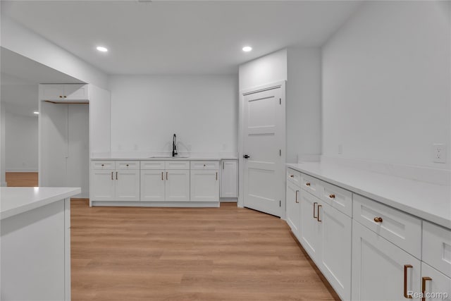 4627 Cimarron Dr, Bloomfield Hills, MI 48302 - bar with light wood-type flooring and recessed lighting