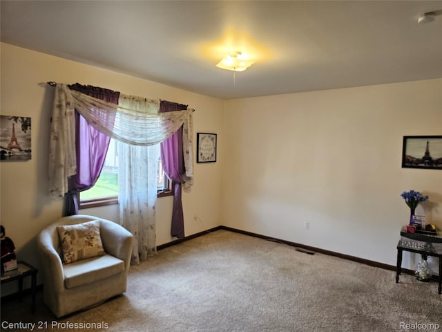 4866 Elm Tree Ln, Warren, MI 48092 - living area featuring carpet flooring and baseboards