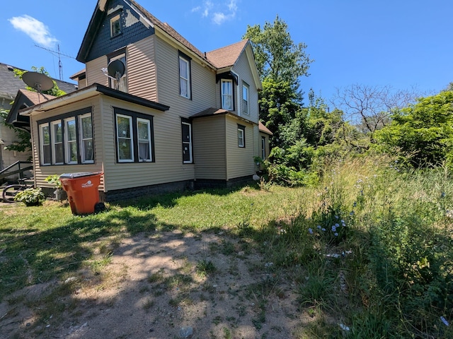 650 Pavone St, Benton Harbor, MI 49022 - view of property exterior