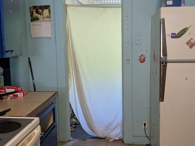 650 Pavone St, Benton Harbor, MI 49022 - view of bathroom