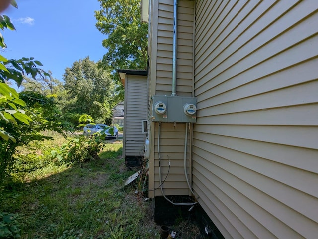 650 Pavone St, Benton Harbor, MI 49022 - exterior view of electric meter