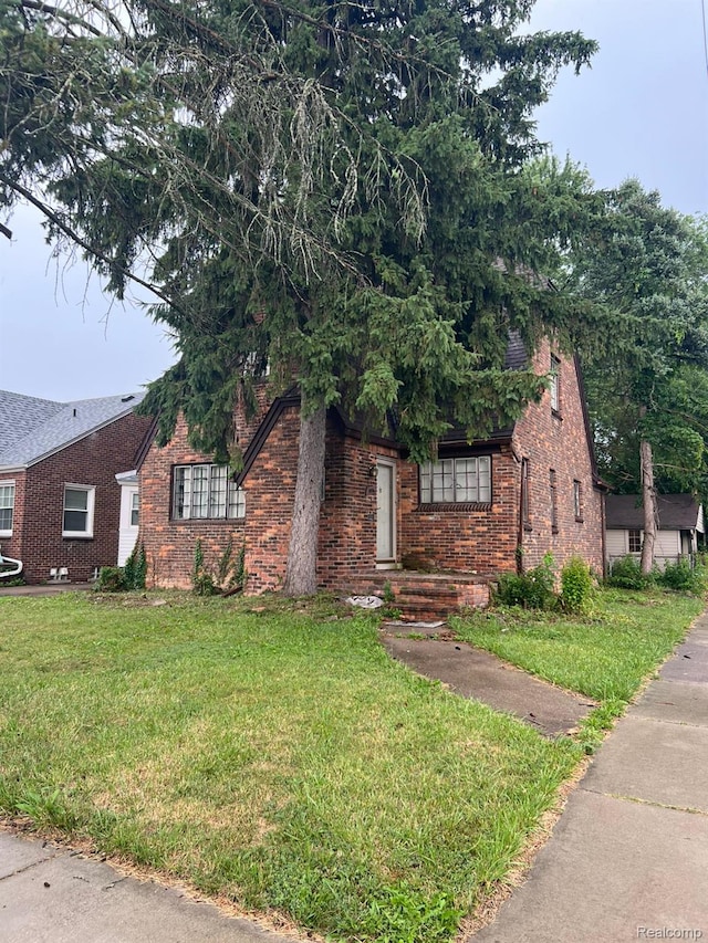 10900 Worden St, Detroit, MI 48224 - photo 1