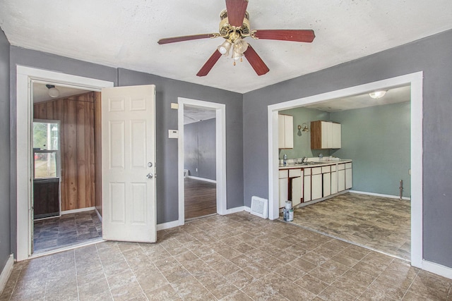 604 Mclaughlin Ave, Muskegon, MI 49442 - photo 15