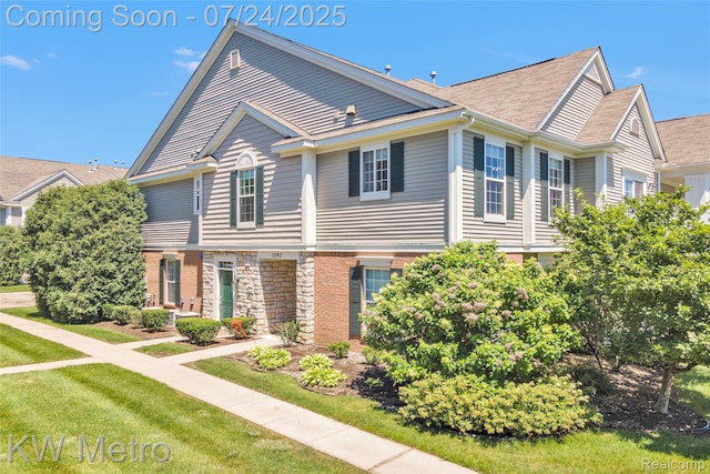 1088 Alameda Blvd, Troy, MI 48085 - photo 1