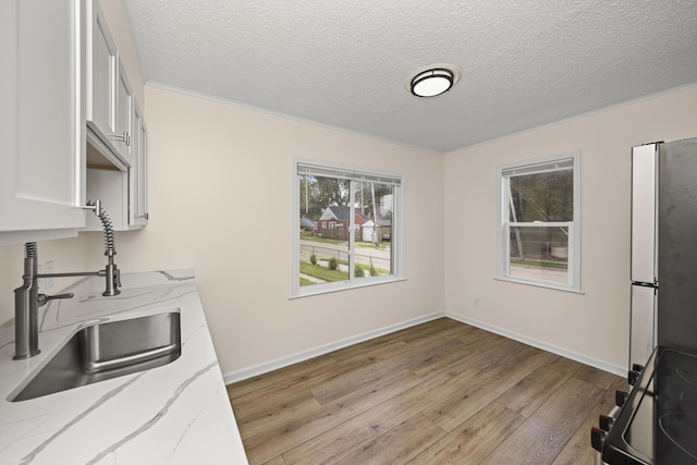 23304 Battelle Ave, Hazel Park, MI 48030 - photo 5