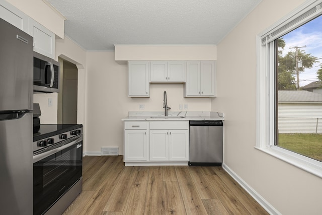 23304 Battelle Ave, Hazel Park, MI 48030 - photo 7