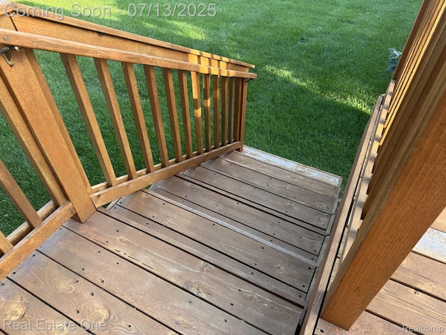 820 Woodhaven Dr, Commerce Twp, MI 48390 - view of wooden terrace