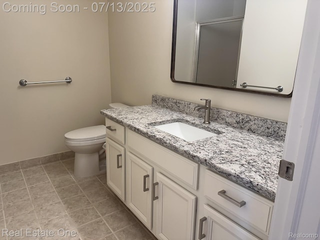 820 Woodhaven Dr, Commerce Twp, MI 48390 - full bathroom featuring vanity and a shower with shower door