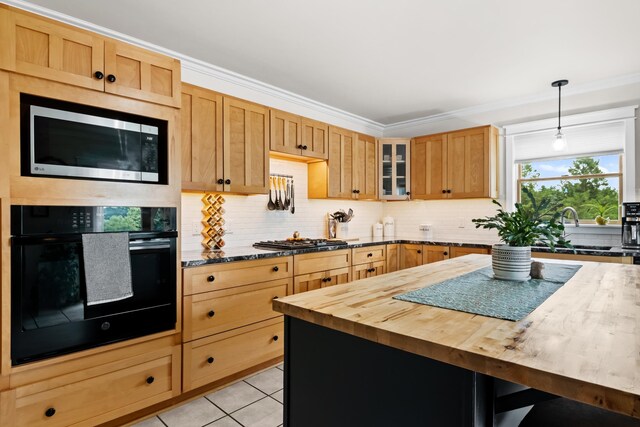7538 Cram Rd, Williamsburg, MI 49690