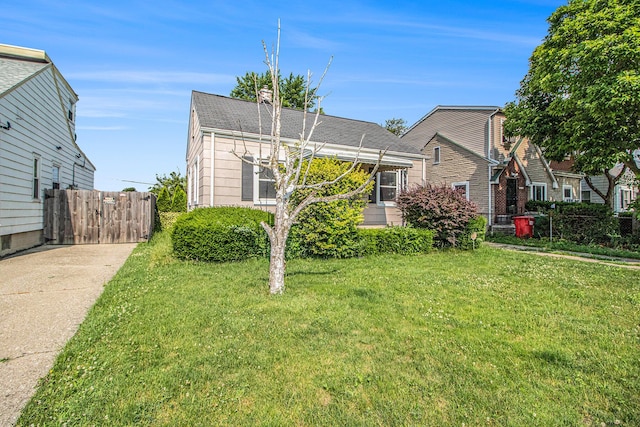 23135 Melrose Ave, Eastpointe, MI 48021 - photo 2
