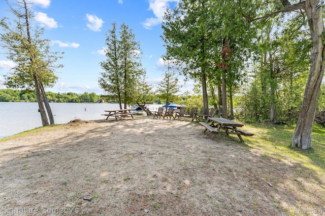 6897 Deerhill Dr, Clarkston, MI 48346 - photo 3