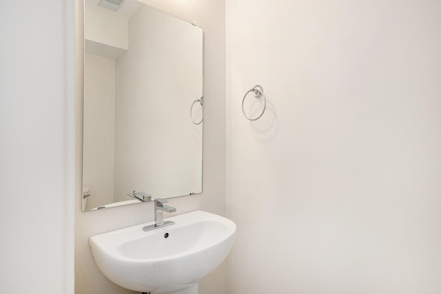 4818 Hidden River Ave SW Unit 51, Wyoming, MI 49418 - bathroom featuring a sink