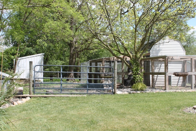 411 Block Rd, Coldwater, MI 49036 - view of yard featuring an outdoor structure