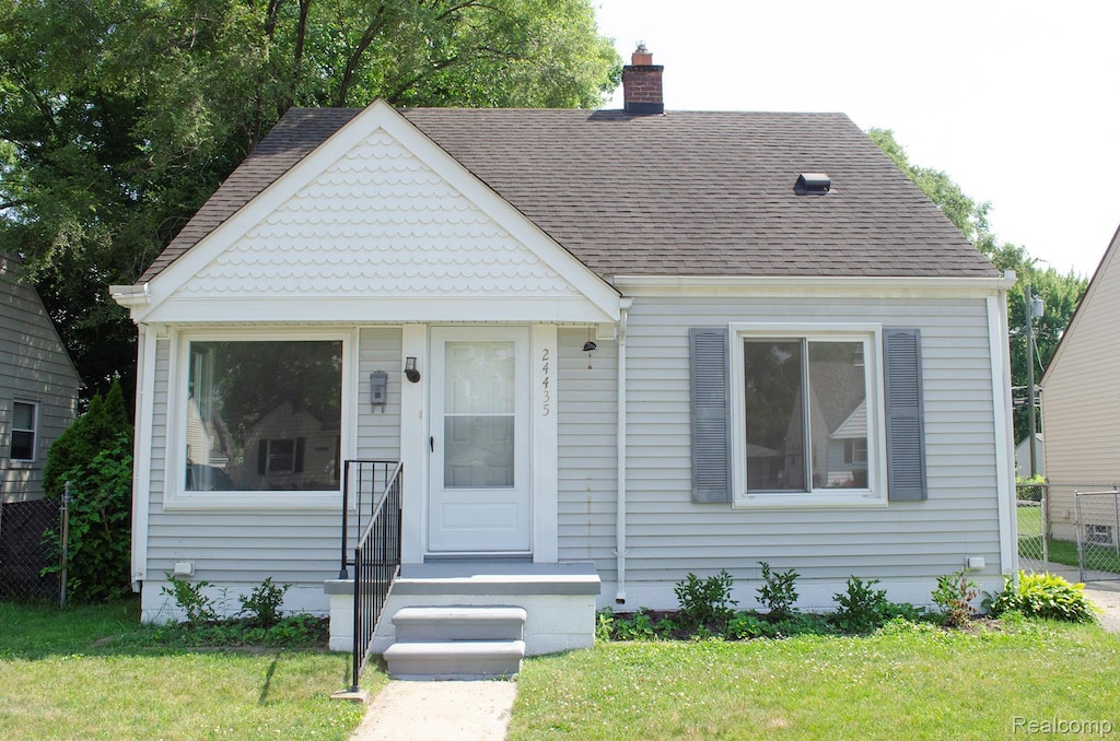 24435 Andover Dr, Dearborn Heights, MI 48125 - photo 1