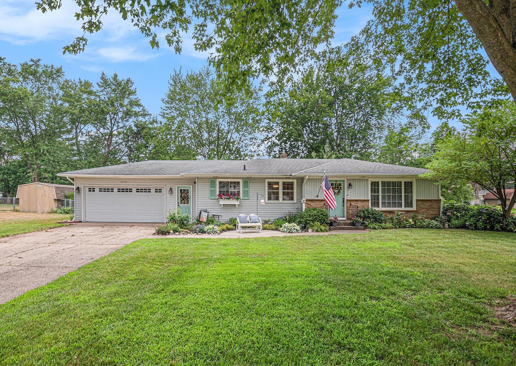 7475 21st Ave, Jenison, MI 49428 - photo 1
