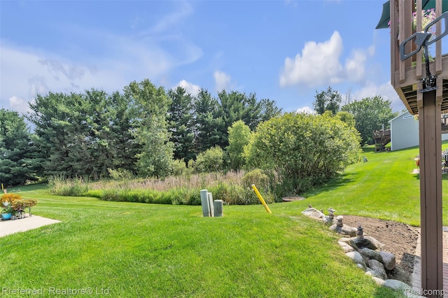 77 Sedum, Howell, MI 48843 - view of green lawn