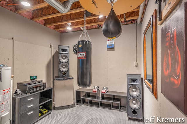 5692 Nile Dr SW, Wyoming, MI 49418 - below grade area featuring gas water heater