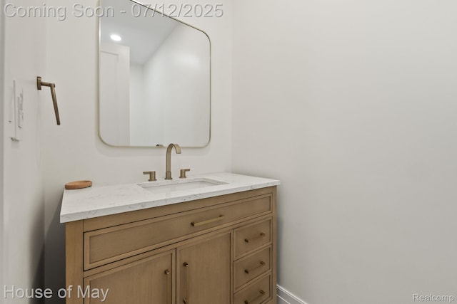 4743 S Ridge Dr, West Bloomfield, MI 48323 - bathroom featuring vanity