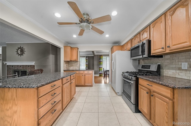 2558 Avonhurst Dr, Troy, MI 48084 - photo 8