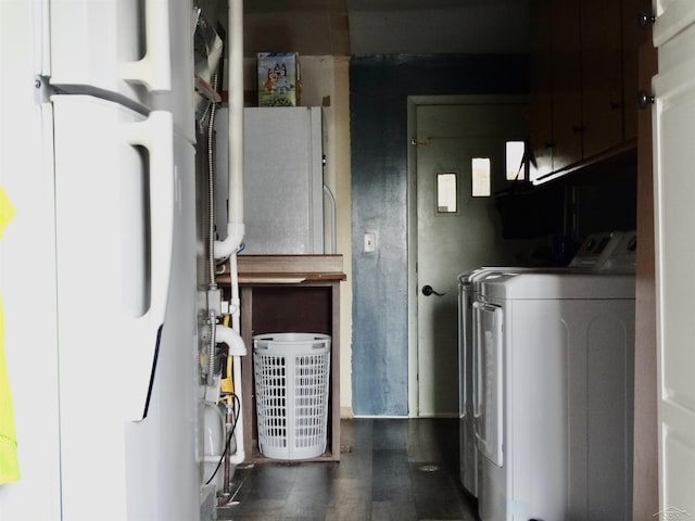 1570 Evon Rd, Saginaw, MI 48601 - laundry room with wood finished floors