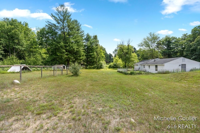 9583 E 5 Mile Rd, Big Rapids, MI 49307 - view of yard