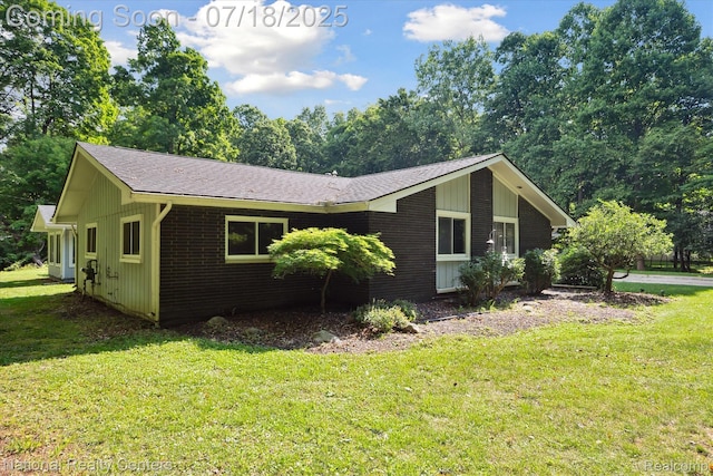 7726 Bircklan Dr, Canton, MI 48187 - photo 2