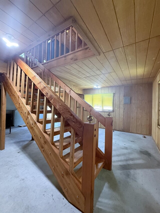 20600 Rhodes Rd, Interlochen, MI 49643