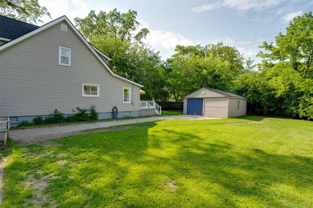 1217 E Madge Ave, Hazel Park, MI 48030 - photo 4
