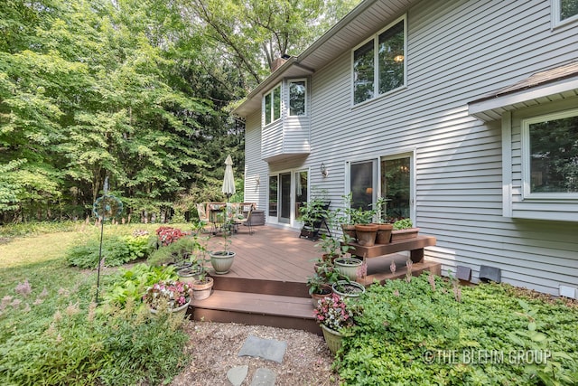 6340 Cannon Highlands Dr NE, Belmont, MI 49306 - view of wooden terrace