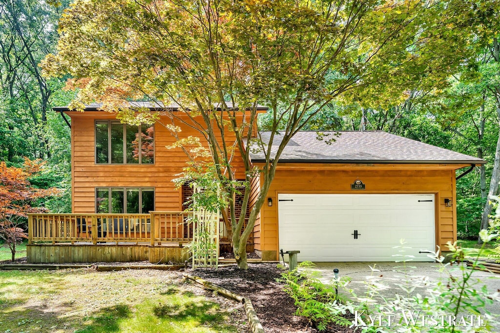 2735 E White Lake Dr, Twin Lake, MI 49457 - photo 1