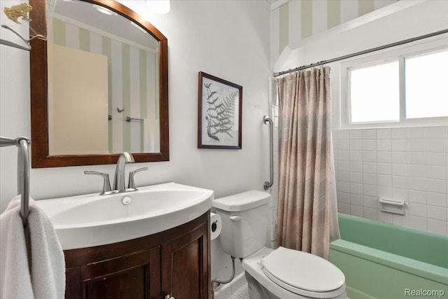 15588 Kirkshire Ave, Beverly Hills, MI 48025 - bathroom featuring vanity and shower / bathtub combination with curtain