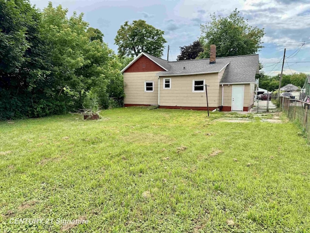 2415 Garfield Ave, Bay City, MI 48708 - photo 13