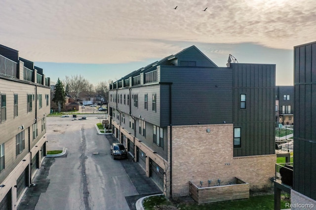 1087 Hampton Cir Unit 55, Detroit, MI 48207 - view of road