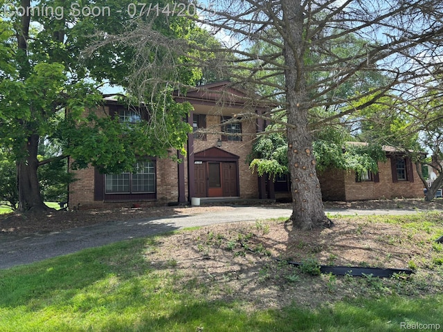31192 Verona St, Farmington, MI 48331 - photo 1