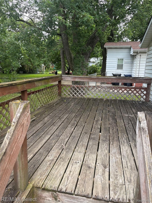 3605 Hogarth Ave, Flint, MI 48532 - view of deck