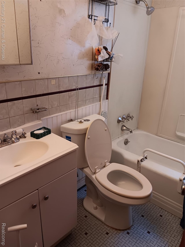 8013 Stahelin Ave, Detroit, MI 48228 - photo 3