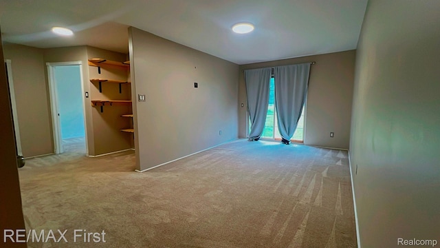 45903 Dutton Dr, Shelby Twp, MI 48044 - unfurnished room with carpet and baseboards