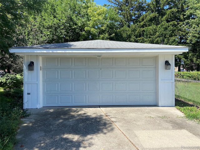 30823 Blairmoor Dr, Madison Heights, MI 48071 - photo 2