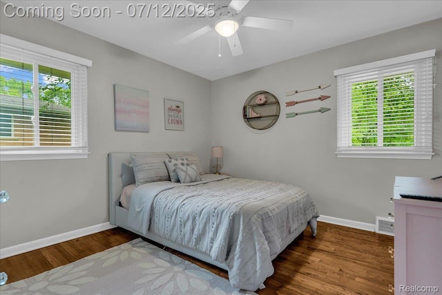 19425 Butternut Ln, Southfield, MI 48076 - bedroom with wood finished floors and ceiling fan