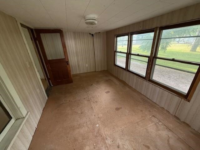 8172 S Bloomer St, Carson City, MI 48811 - photo 3