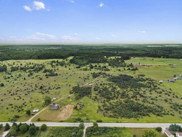 2402 E Sparling Rd, Kingsley, MI 49649
