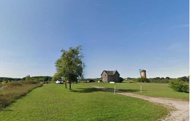 2402 E Sparling Rd, Kingsley, MI 49649